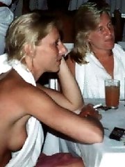 22 pictures - Downblouse Shots upskirt pictures