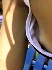 22 pictures - Downblouse Shots upskirt pictures