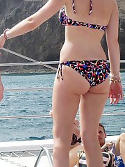 12 pictures - Amateur bikini asses on closeups