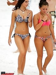 12 pictures - Adorable booties in bikini strings
