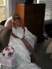 10 pictures - Naughty Brides upskirt photos
