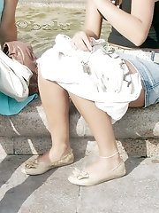 12 pictures - Extremely seductive milf upskirt