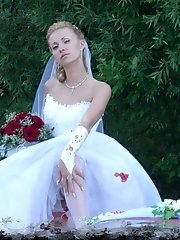 10 pictures - Naughty Brides upskirt photos
