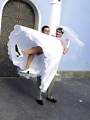 9 pictures - Set of Drunk Bride