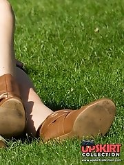 12 pictures - Upskirt closeups, made in public places