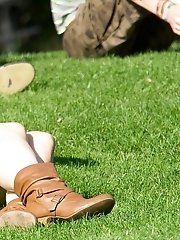 12 pictures - Upskirt closeups, made in public places