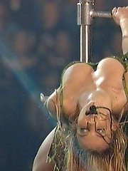 10 pictures - Downblouse parade upskirt pics