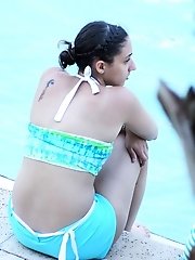 12 pictures - Babes treasures covered with bikini