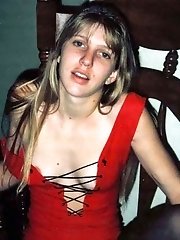 10 pictures - Downblouse parade upskirt pics
