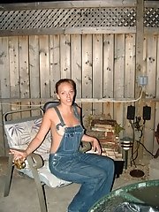 8 pictures - downblouse nipples bras voyeur pics