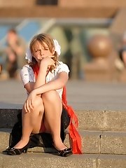 8 pictures - upskirt lip slip voyeur picture gallery