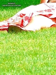 12 pictures - Cameltoe upskirt gallery