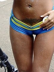 12 pictures - Cameltoe upskirt gallery