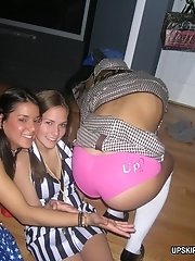 7 pictures - Two full booties hiding the strip of sexy string between