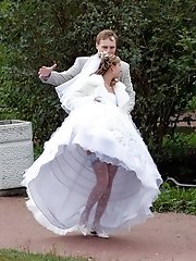 9 pictures - A bride in XXX pictures