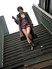 20 pictures - Planet Upskirt sexy upskirt show girl