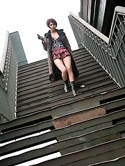 20 pictures - Planet Upskirt sexy upskirt show girl