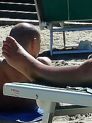 12 pictures - Tiny micro bikini girls on beach