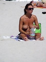 12 pictures - Cute swimsuits on the pretty dolls