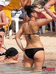 12 pictures - Cute swimsuits on the pretty dolls