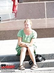 12 pictures - Upskirt girls enjoy a day in a park