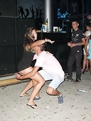 12 pictures - The most spectacular public upskirts