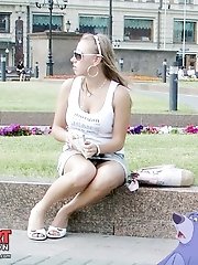 12 pictures - Voyeur upskirts compilation