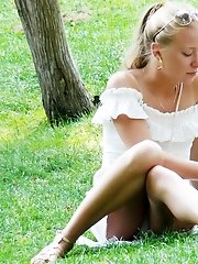 12 pictures - Mind-blowing spy upskirt pictures