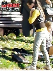 12 pictures - Hot photographer's sitting upskirt