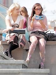 5 pictures - Upskirt sniper gallery