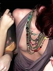 8 pictures - downblouse nipples bras photos
