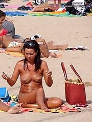 12 pictures - Hot bikini pics with sexy girls with nude titties