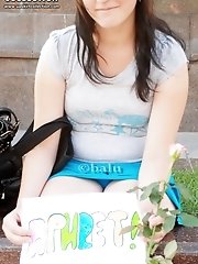 12 pictures - Teasing upskirting in the street
