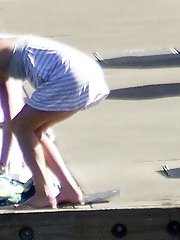 12 pictures - Beach bikini girls enjoy summer day