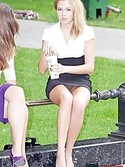 12 pictures - Quick upskirt flash in public