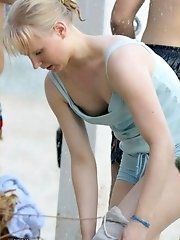 15 pictures - Get mind blowing downblouse and sideblouse pics