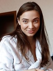 8 pictures - "Hanna Nasochi Brings Life"