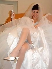 10 pictures - Naughty Brides upskirt photos