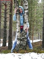 12 pictures - Fantastic bikini panty beach show