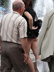 5 pictures - Upskirt sniper gallery