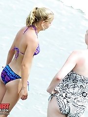 12 pictures - Bikini tan girls exciting exercises