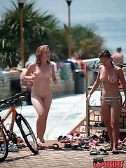 12 pictures - Seductive girl play here all naked