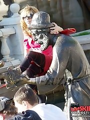 12 pictures - Voyeur up skin tight skirt of hot ass girl