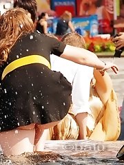 12 pictures - Great outdoor upskirt shots