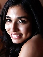 8 pictures - "Reina Rae The Wildcat Way"