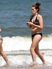12 pictures - Hot amateurs out of their bikinis