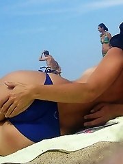 12 pictures - Bikini butts I would want to lick