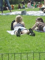 12 pictures - Women's upskirt at the park. Hot up skirt pictures