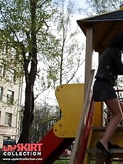 12 pictures - Sexy no panty upskirt