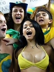 10 pictures - Downblouse Shots upskirt pictures